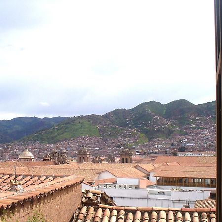 Hostal El Grial กุสโก ภายนอก รูปภาพ