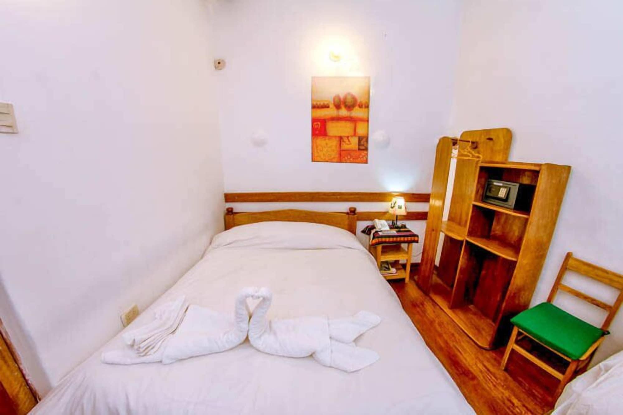 Hostal El Grial กุสโก ภายนอก รูปภาพ