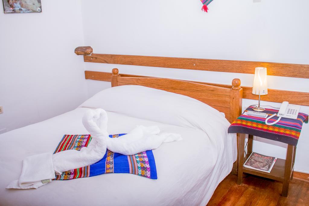 Hostal El Grial กุสโก ภายนอก รูปภาพ