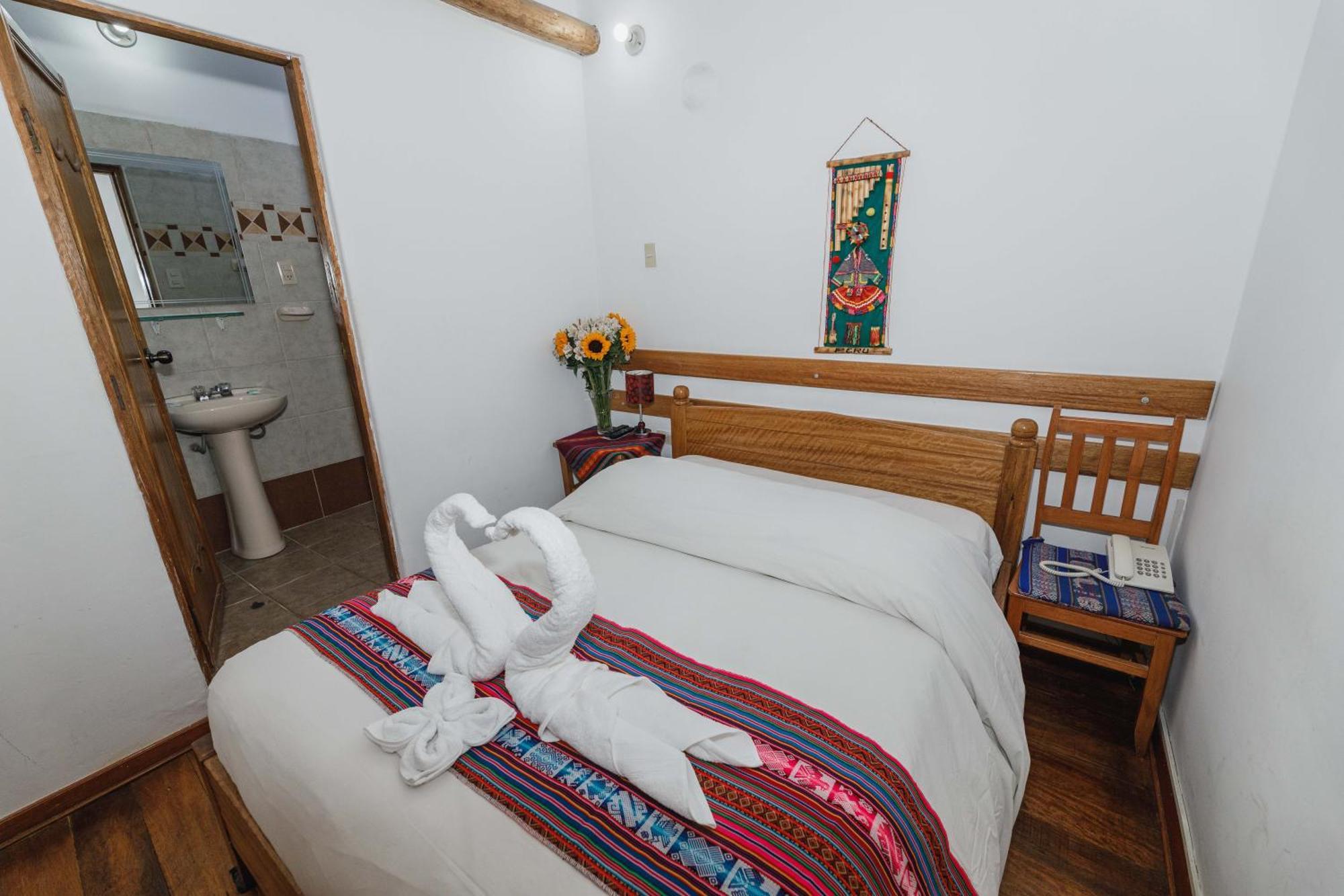 Hostal El Grial กุสโก ภายนอก รูปภาพ