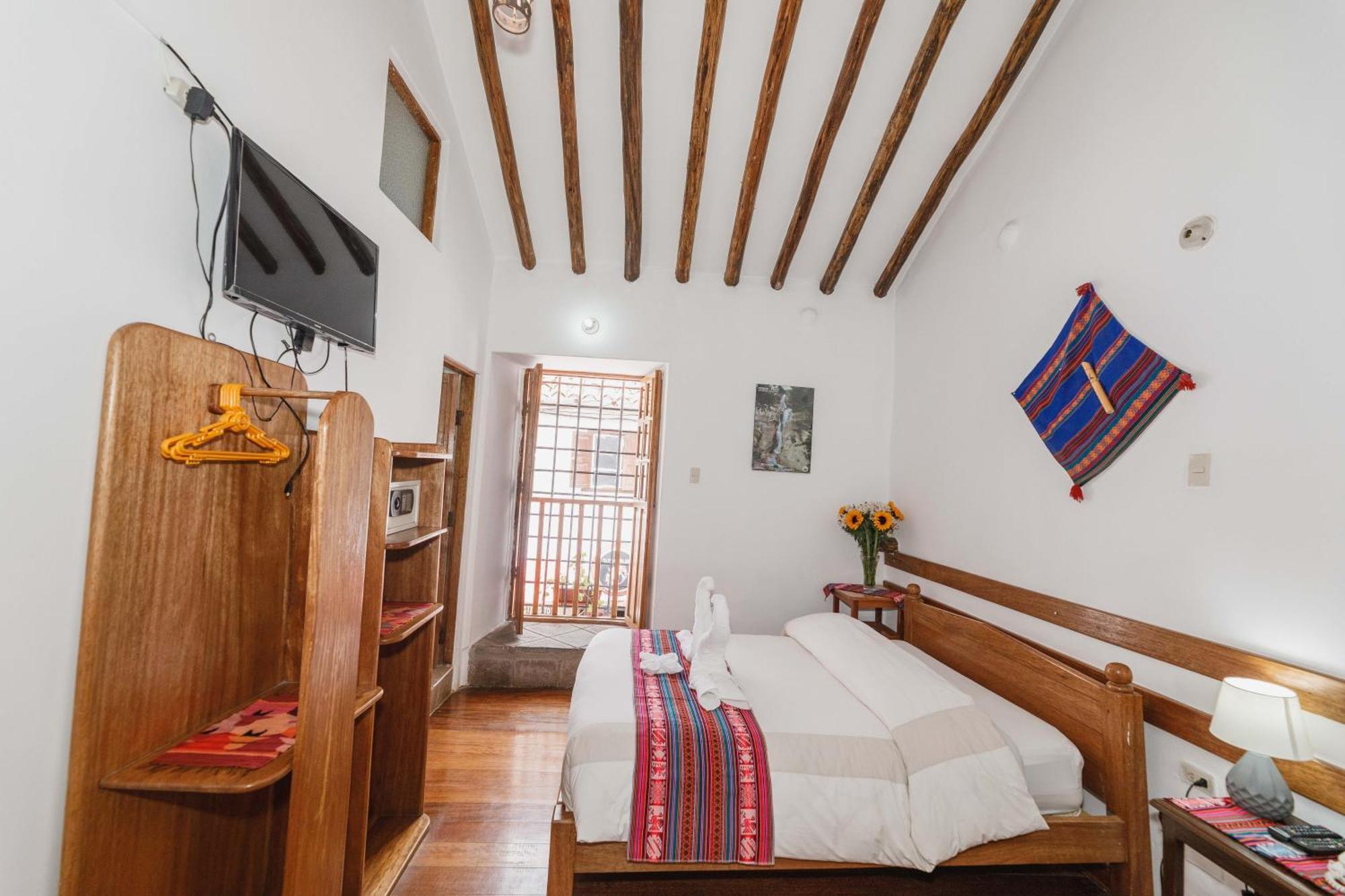 Hostal El Grial กุสโก ภายนอก รูปภาพ