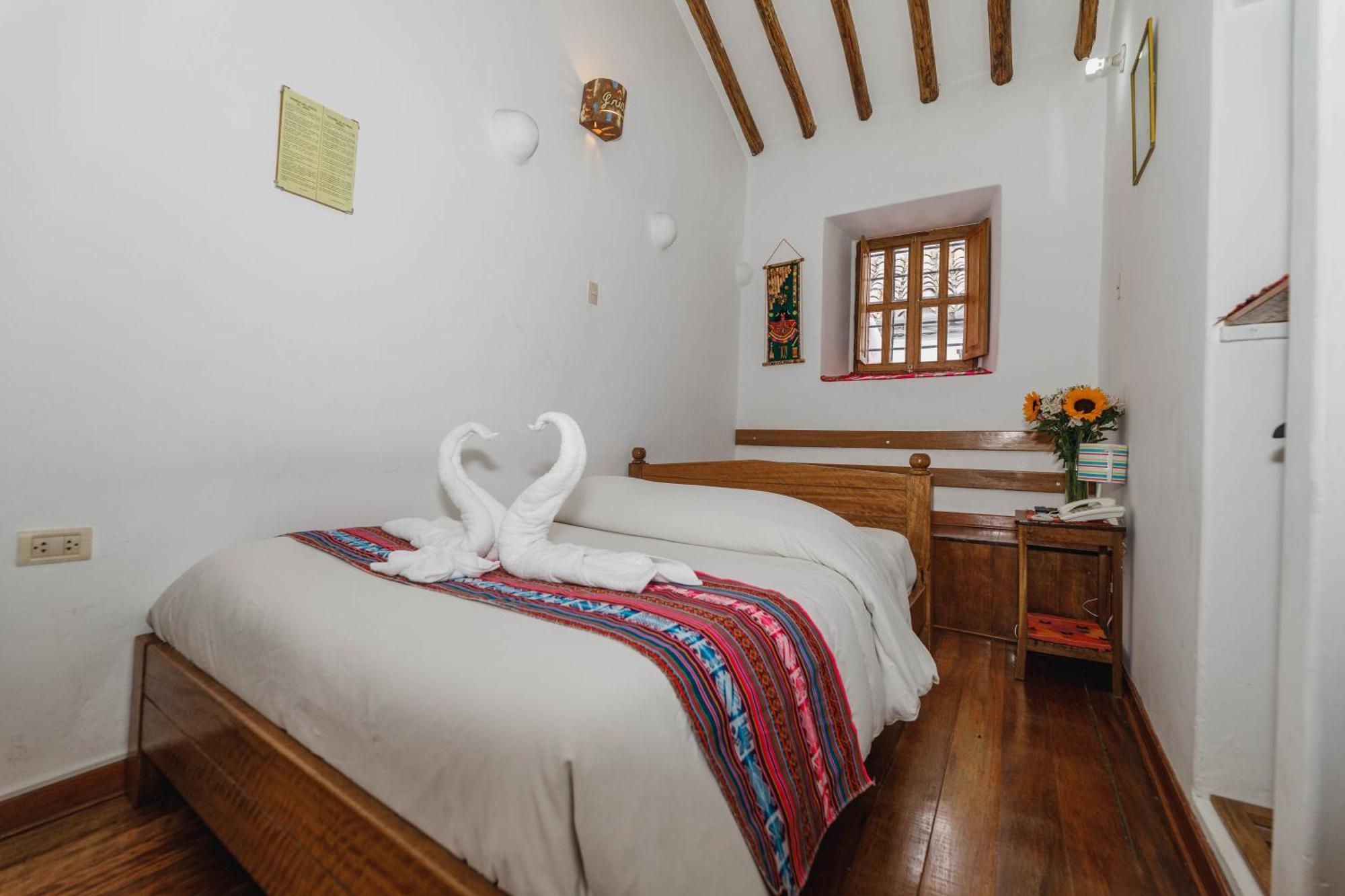 Hostal El Grial กุสโก ภายนอก รูปภาพ