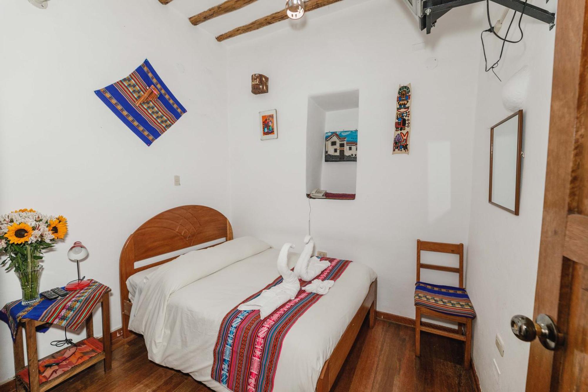 Hostal El Grial กุสโก ภายนอก รูปภาพ