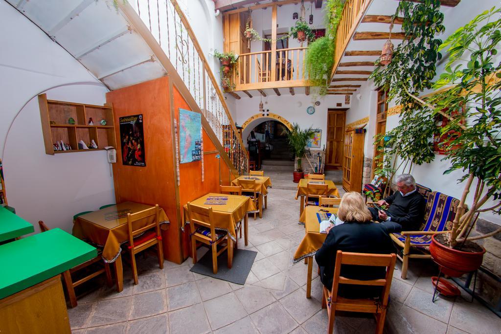 Hostal El Grial กุสโก ภายนอก รูปภาพ