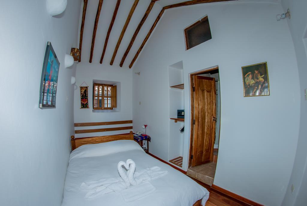 Hostal El Grial กุสโก ภายนอก รูปภาพ