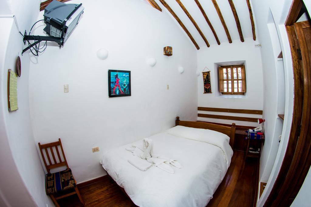 Hostal El Grial กุสโก ภายนอก รูปภาพ
