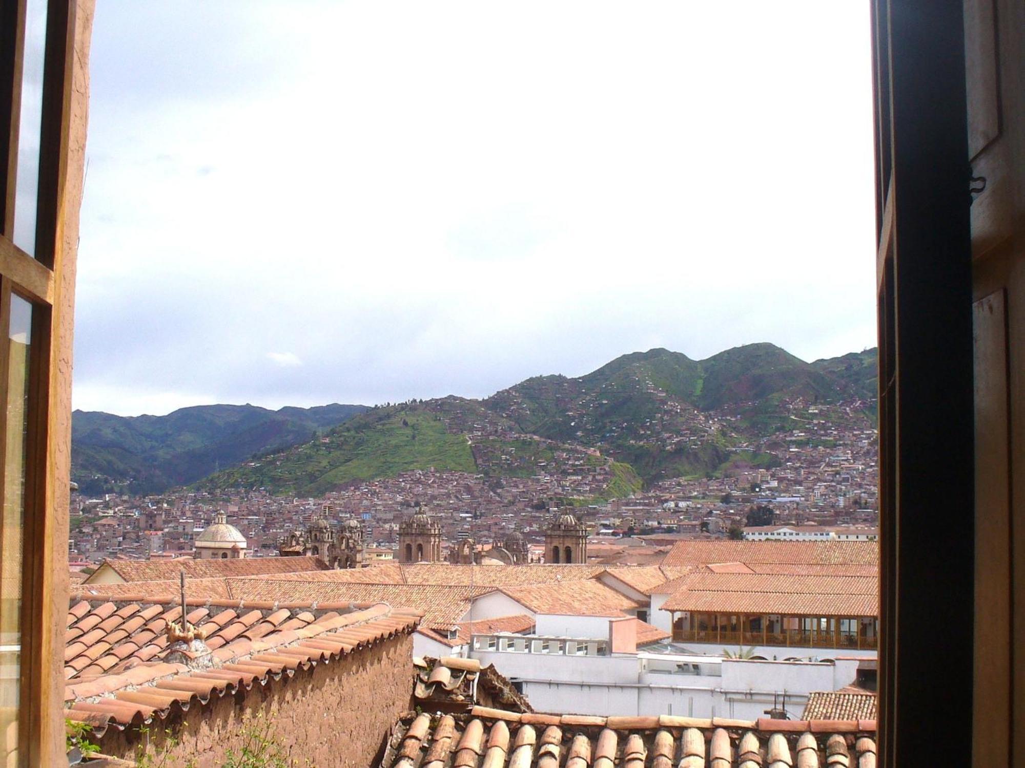 Hostal El Grial กุสโก ภายนอก รูปภาพ